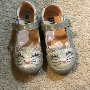 Toddler girl kitty shoes